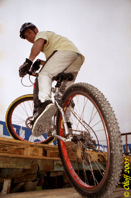 Retour à "Trial VTT"
